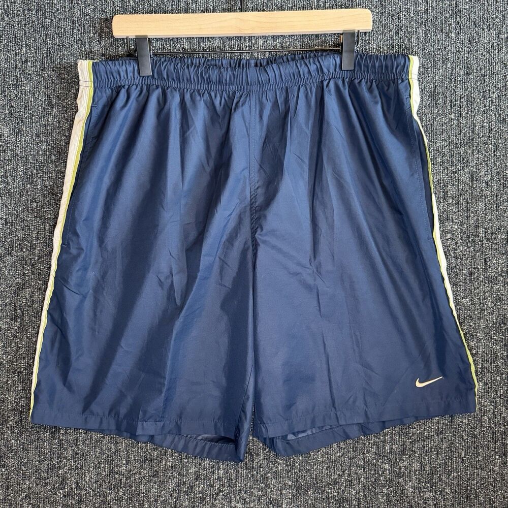 Vintage Nike Athletic Shorts Men’s Sz Large Navy Blue Mesh Lined Gorpcore Trunks